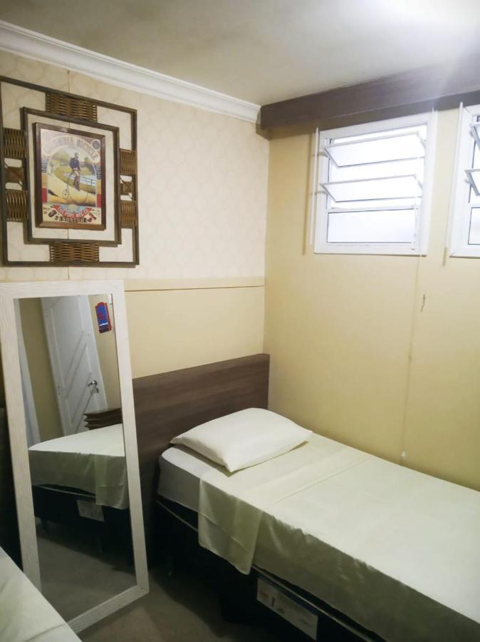 Pousada Bravo House Balneário Camboriú Екстериор снимка