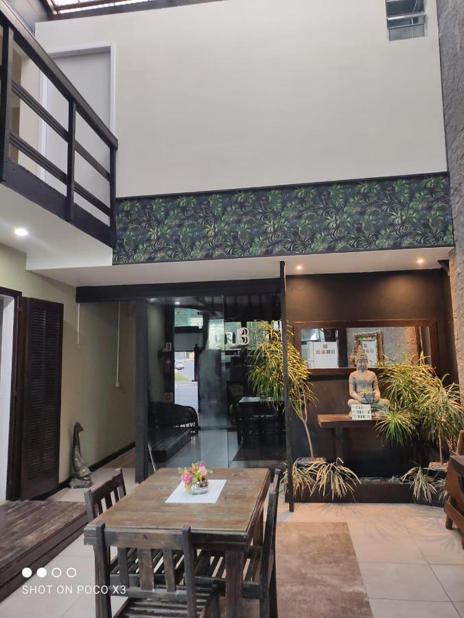 Pousada Bravo House Balneário Camboriú Екстериор снимка